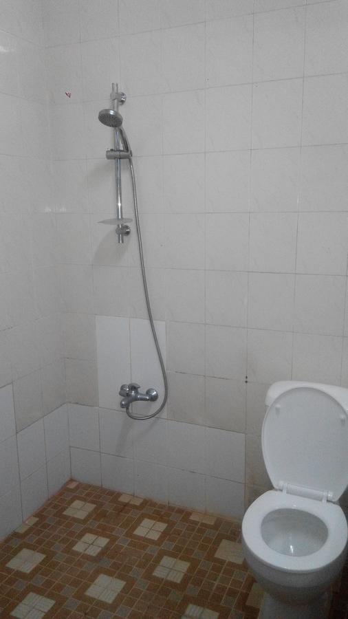 Melissa Palace Hotel And Karaoke Parapat Kültér fotó