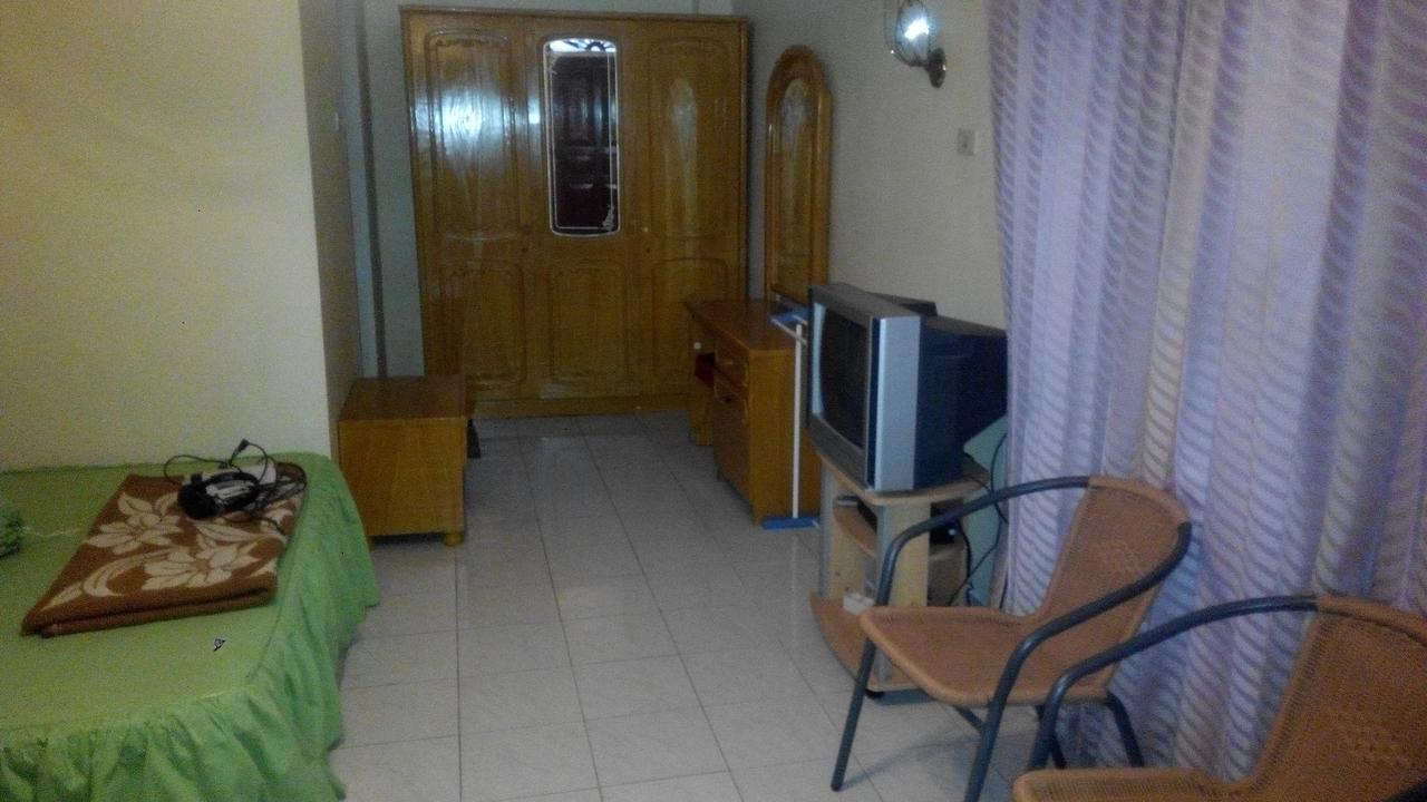 Melissa Palace Hotel And Karaoke Parapat Kültér fotó